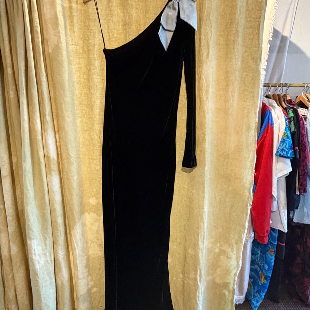 Ralph Lauren Black One-Shoulder Dress with White Bow
